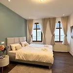 Daire Apartmenthaus Zentrum *