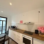 Daire Apartmenthaus Zentrum *