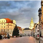 Daire Apartmenthaus Zentrum *