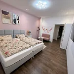 Apartmenthaus Zentrum Daire
