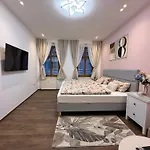 Daire Apartmenthaus Zentrum *