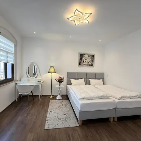 Apartmenthaus Zentrum 도벨른