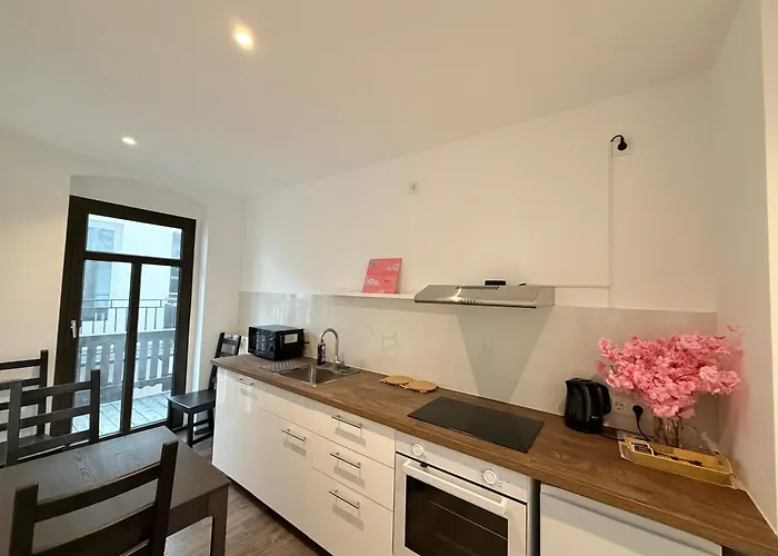 شقة Apartmenthaus Zentrum *